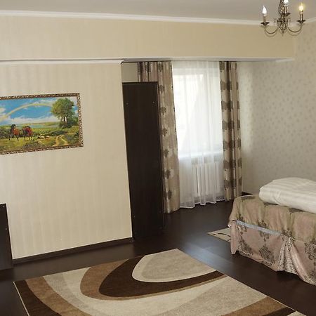 Home Hotel Astana エクステリア 写真