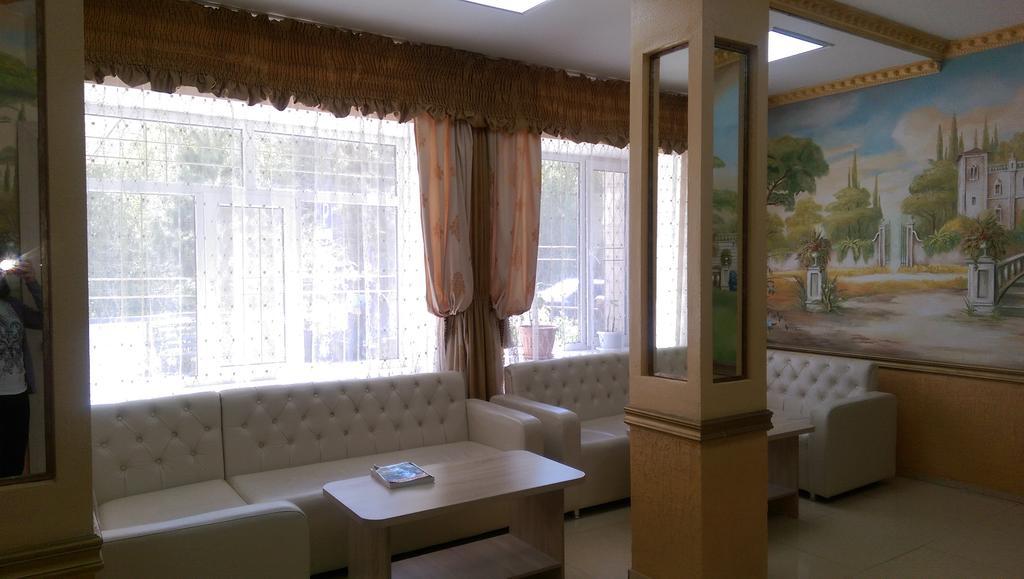 Home Hotel Astana エクステリア 写真