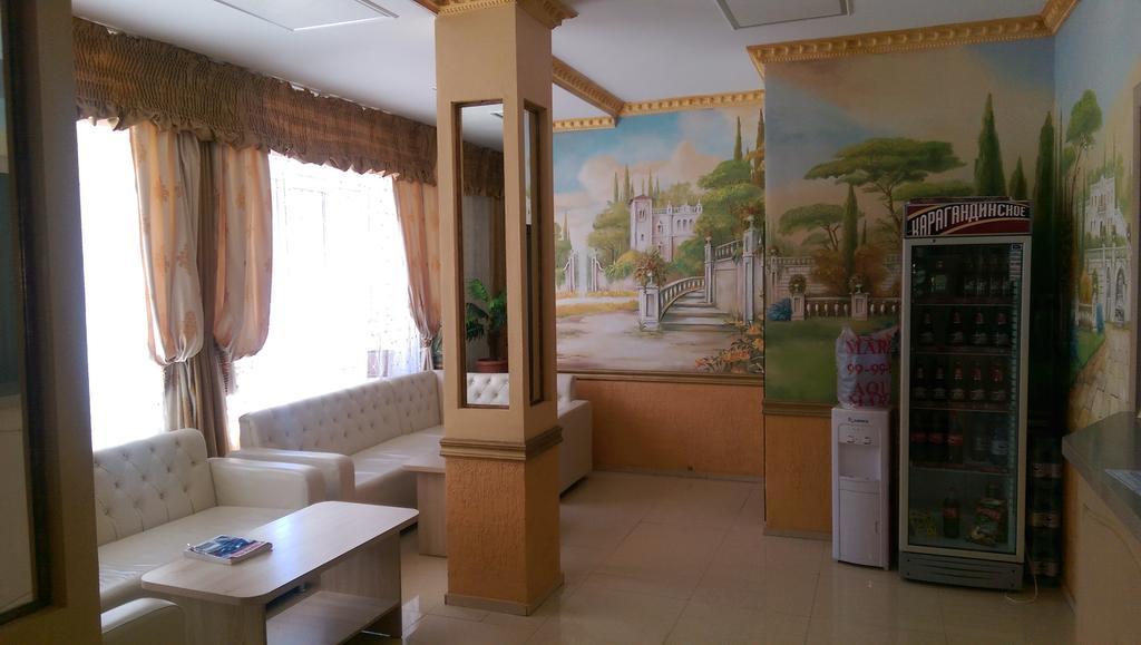 Home Hotel Astana エクステリア 写真