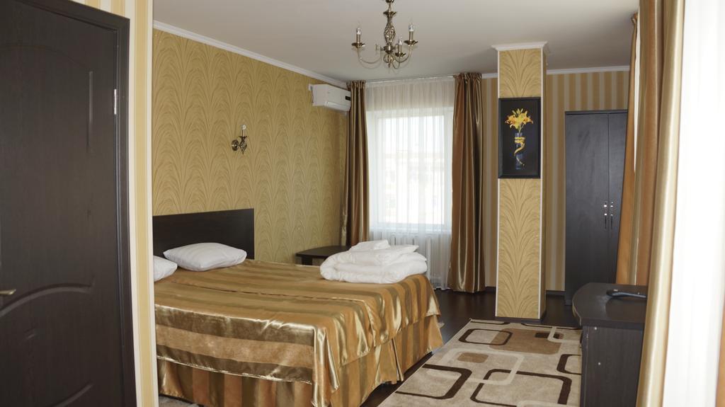Home Hotel Astana エクステリア 写真